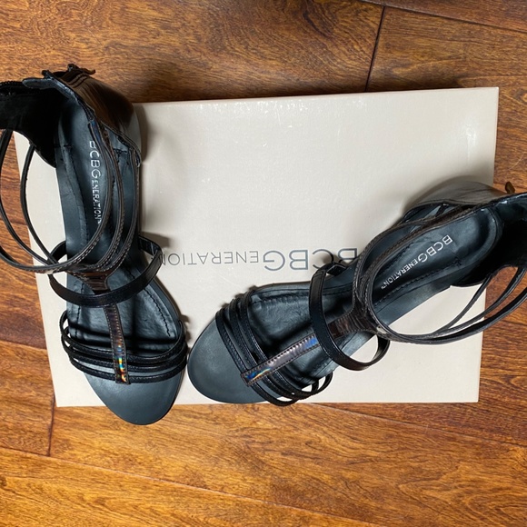 BCBGeneration SANDALS - Picture 2 of 9